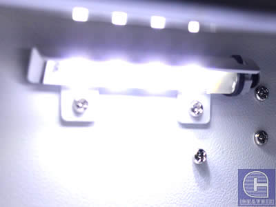 Подсветка зоны обработки на ювелирном фрезерном станке MAGIC 30