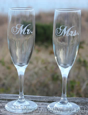 Гравировка на стекле Гравировка бокалах и свадебных фужерах